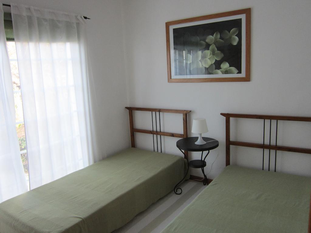 Aldeia Da Encosta Villa Velas Room photo